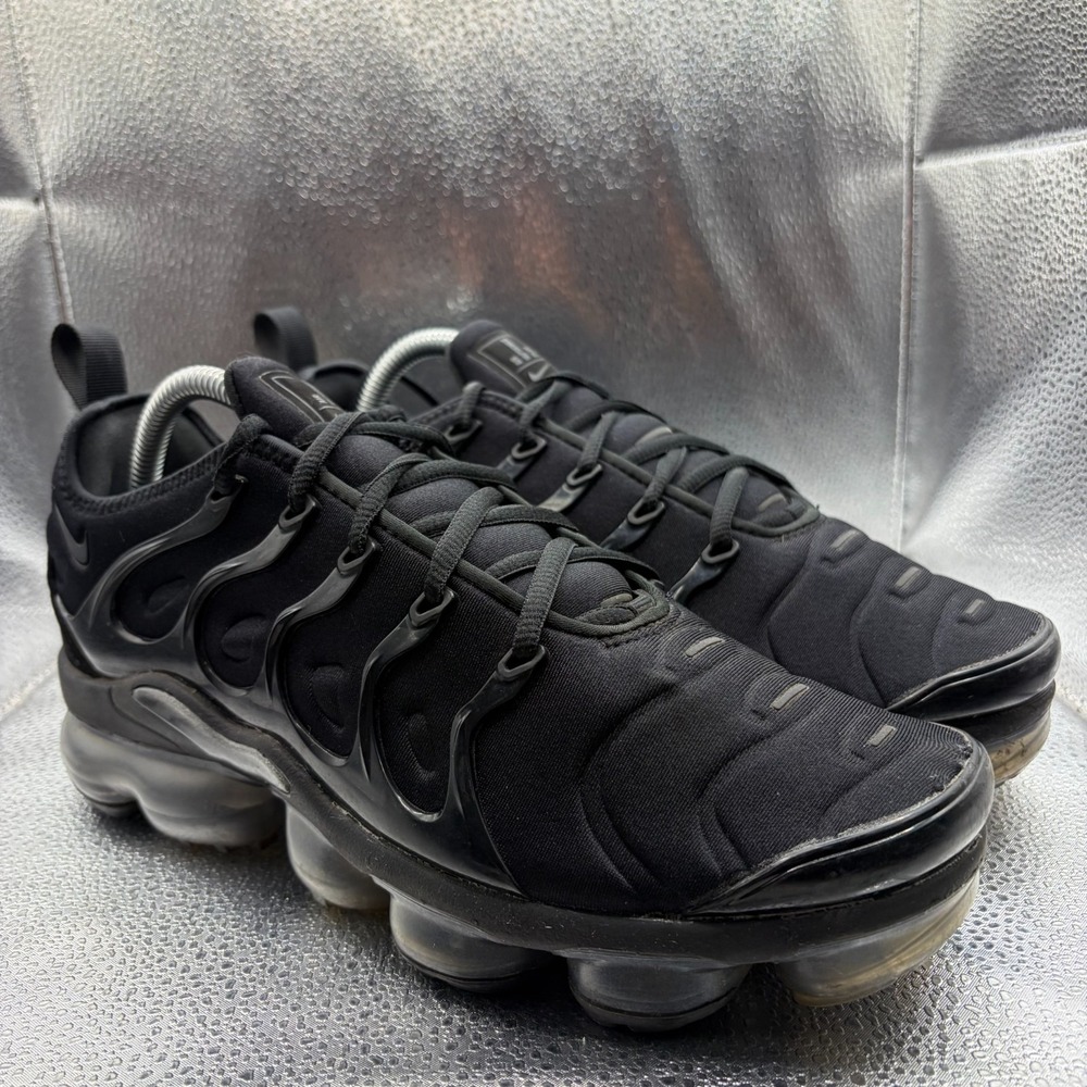 Size 10 Nike Air VaporMax Plus SE Black Womens Lace Up Running Shoes DH1063-001 - Picture 1 of 11